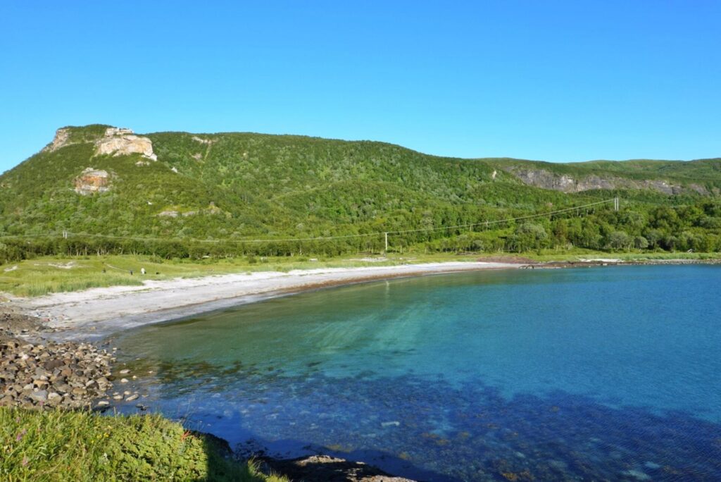 Color contrasts of Bodø's arctic beach